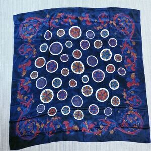 Vintage 80'S GINNIE JOHANSEN Pure Silk Floral Floral Hand Rolled Edges Scarf